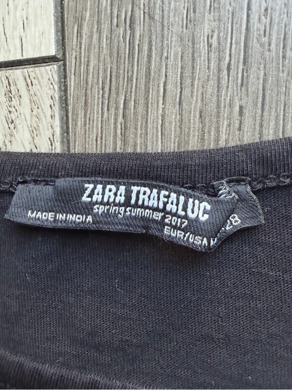 Zara Black Sequin Embroidered Crop Top with Multicolor Accents - Picture 2 of 5